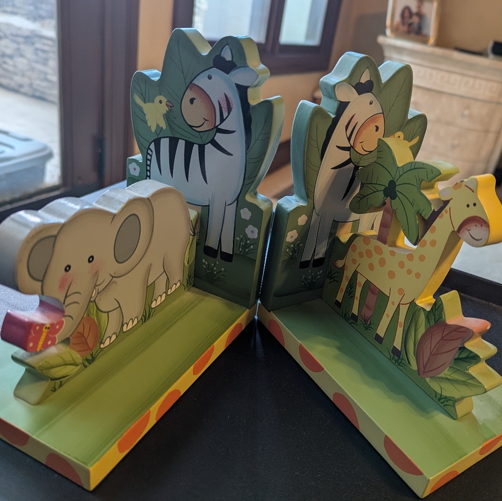 Wooden Safari Animal Bookends